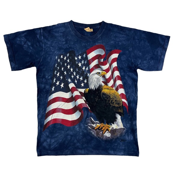 VTG The Mountain Bald Eagle USA Flag Blue Crewneck Short Sleeve T-Shirt Size M - Picture 1 of 6